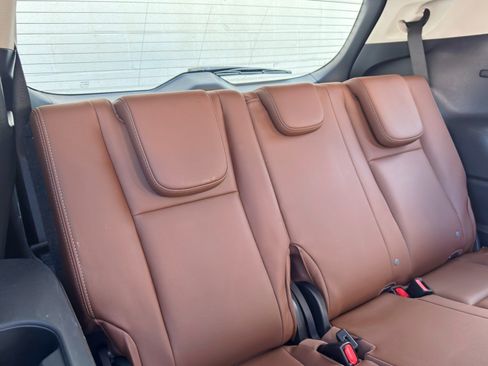 Used 2019 Subaru Ascent Touring AWD/4WD image 42