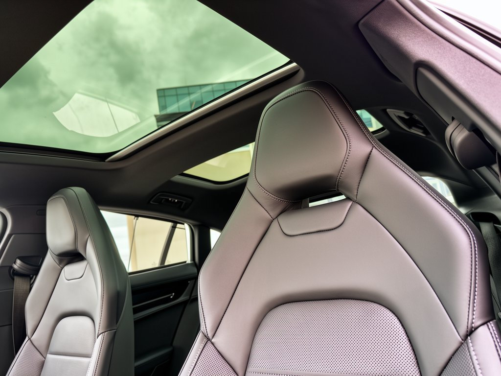 Certified 2026 Porsche Panamera 4 AWD/4WD image 27