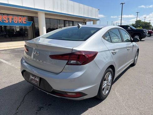Used 2020 Hyundai Elantra Value Edition FWD image 4