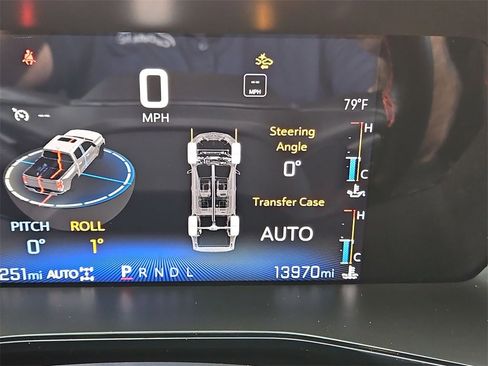 Used 2023 Chevrolet Colorado Z71 w/ Z71 Convenience Package 2 image 12