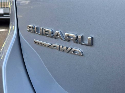 Used 2022 Subaru Forester Limited image 30