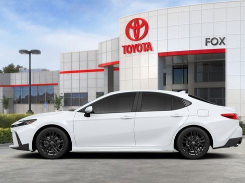 New 2026 Toyota Camry SE w/ Convenience Package image 27
