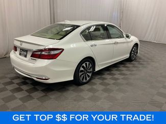 Used 2017 Honda Accord Hybrid Sedan video 3