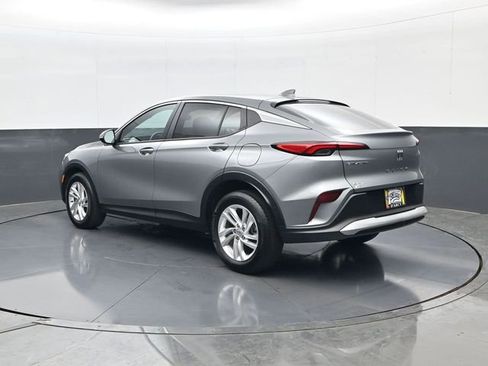 Used 2024 Buick Envista Preferred w/ Convenience I Package image 7