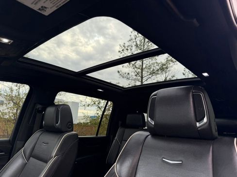 Used 2021 Cadillac Escalade ESV Sport w/ Driver Assist Tech Package image 38