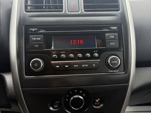 Used 2016 Nissan Versa SV image 25