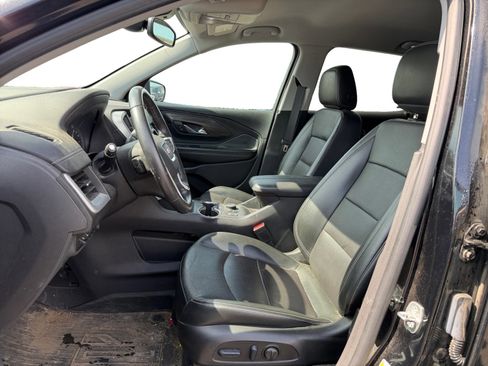 Used 2022 GMC Terrain SLT w/ Infotainment Package II AWD/4WD image 9