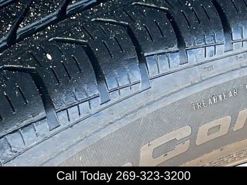 Used 2025 Mercedes-Benz GLA 250 4MATIC image 8