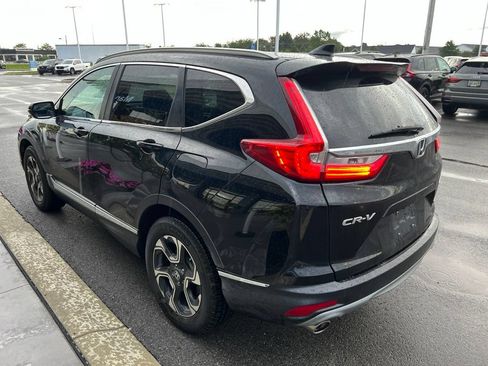 Used 2019 Honda CR-V Touring image 4