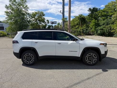 New 2026 Jeep Cherokee Limited AWD/4WD image 6