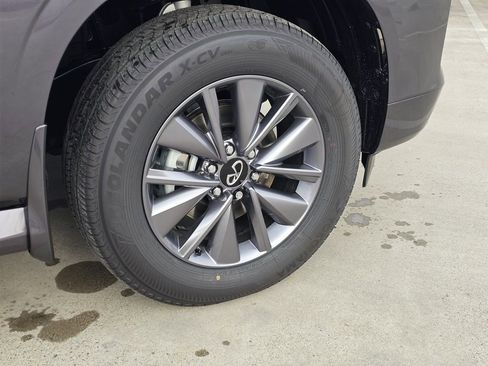 New 2026 INFINITI QX80 Pure image 17