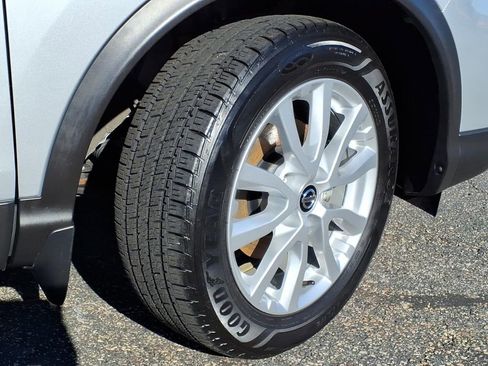 Certified 2022 Nissan Rogue Sport SV AWD/4WD image 8