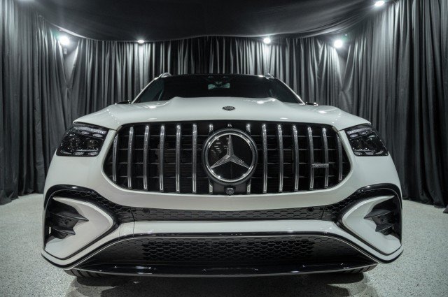 New 2026 Mercedes-Benz GLE 53 AMG 4MATIC image 2