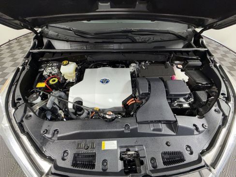 Used 2019 Toyota Highlander XLE image 29