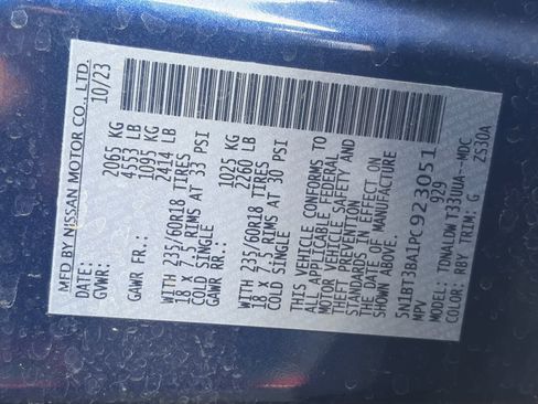 Used 2023 Nissan Rogue SV image 25