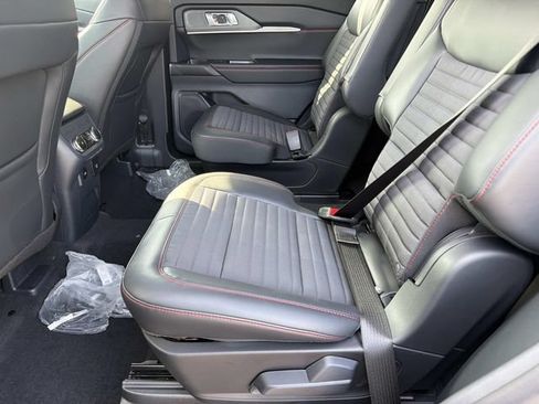 New 2026 Ford Explorer ST-Line w/ ST-Line Street Pack RWD image 18