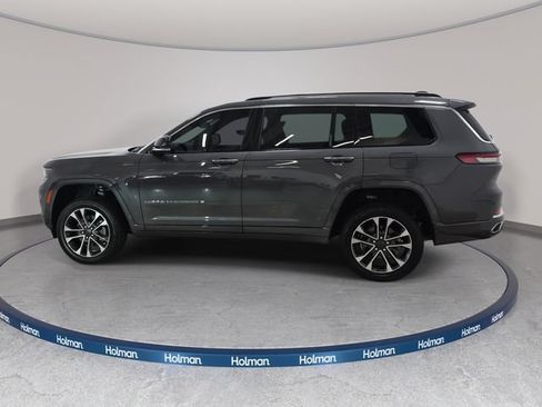Used 2021 Jeep Grand Cherokee L Overland w/ Luxury Tech Group IV AWD/4WD image 9