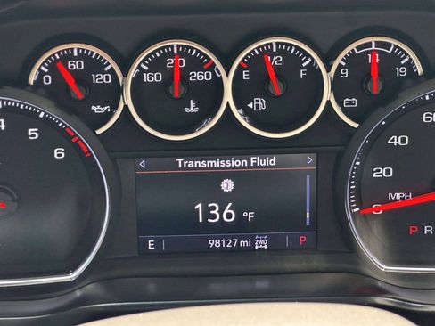 Used 2021 Chevrolet Silverado 1500 LT Trail Boss w/ Convenience Package II AWD/4WD image 39