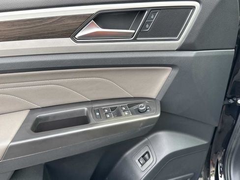Used 2023 Volkswagen Atlas SE FWD image 18