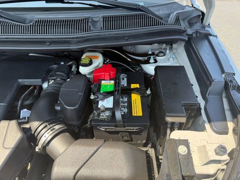 Used 2017 Ford Explorer Limited image 52