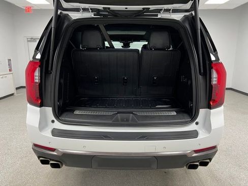Used 2025 GMC Yukon AT4 Ultimate AWD/4WD image 50