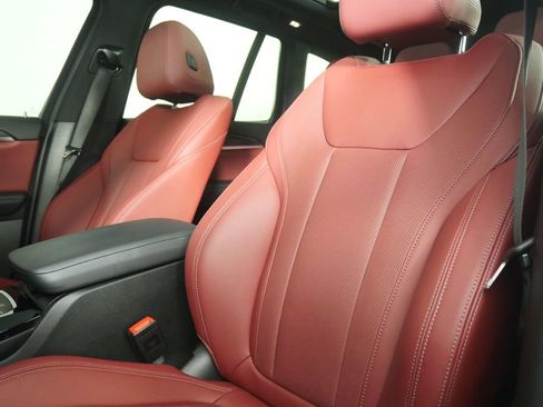 Certified 2024 BMW X3 xDrive30i w/ Premium Package image 40