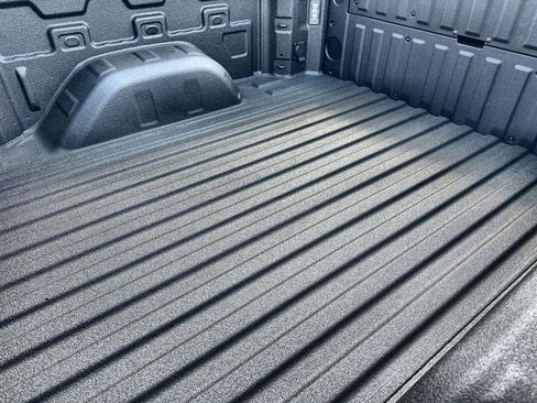 New 2026 GMC Sierra 1500 AT4X image 18