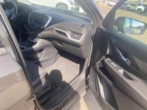 Used 2020 GMC Terrain SLT w/ Preferred Package image 13