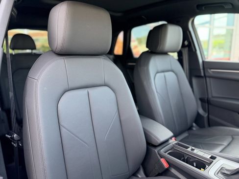 Certified 2024 Audi Q3 2.0T Premium Plus image 22