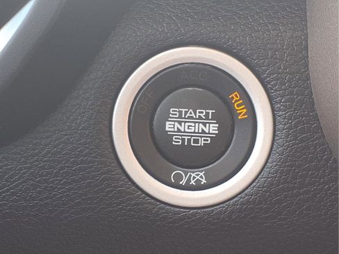 Used 2024 RAM 2500 Laramie w/ Safety Group image 15