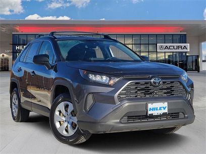 Used 2019 Toyota RAV4 LE w/ Carpet Mat Package