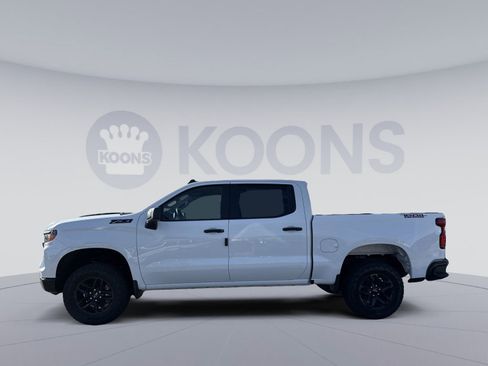 New 2026 Chevrolet Silverado 1500 Custom Trail Boss w/ LPO, Dark Essentials Package image 2