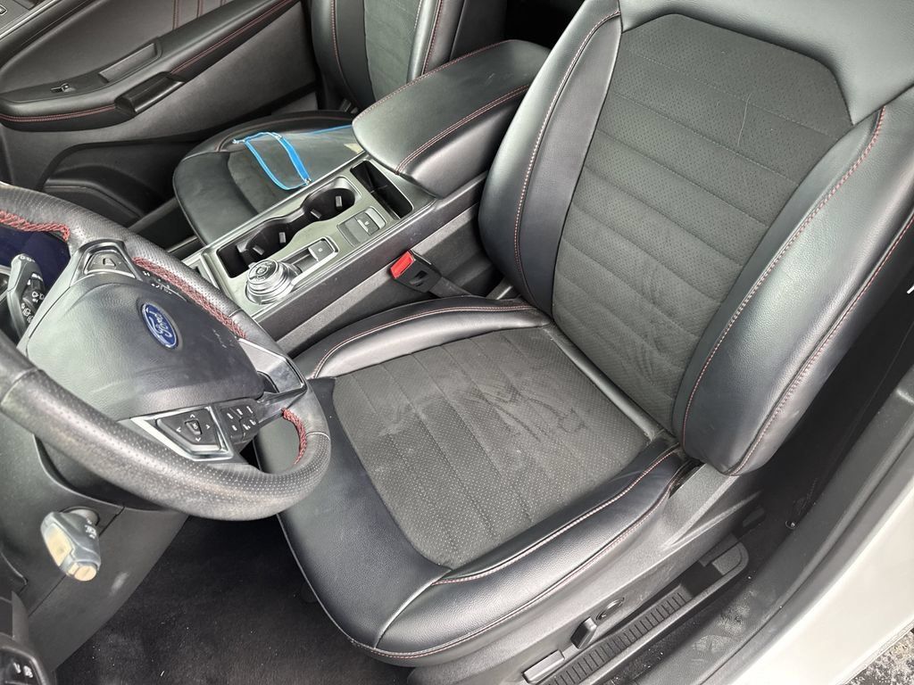 Used 2023 Ford Edge ST-Line AWD/4WD image 10