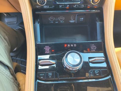 Used 2023 Jeep Grand Cherokee L Summit AWD/4WD image 17