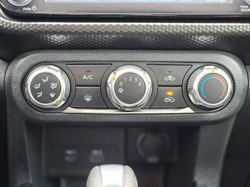 Certified 2024 Nissan Kicks SV image 23