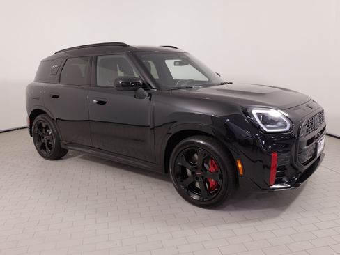 Used 2025 MINI Cooper Countryman John Cooper Works w/ Comfort Package Max AWD/4WD image 7