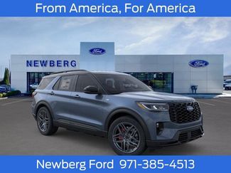 New 2025 Ford Explorer ST-Line w/ Premium Package AWD/4WD 360° Tour