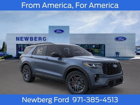 New 2025 Ford Explorer ST-Line w/ Premium Package AWD/4WD image 1