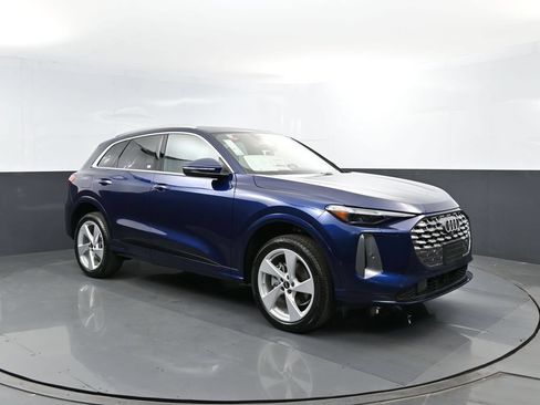New 2026 Audi Q5 Premium Plus AWD/4WD image 3