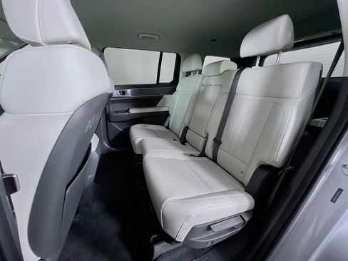 Certified 2025 Hyundai Santa Fe SEL image 24