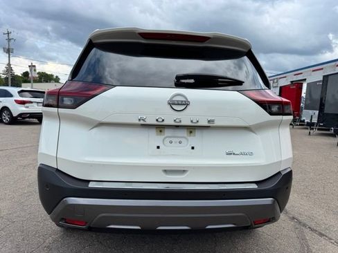 Used 2023 Nissan Rogue SL AWD/4WD image 6