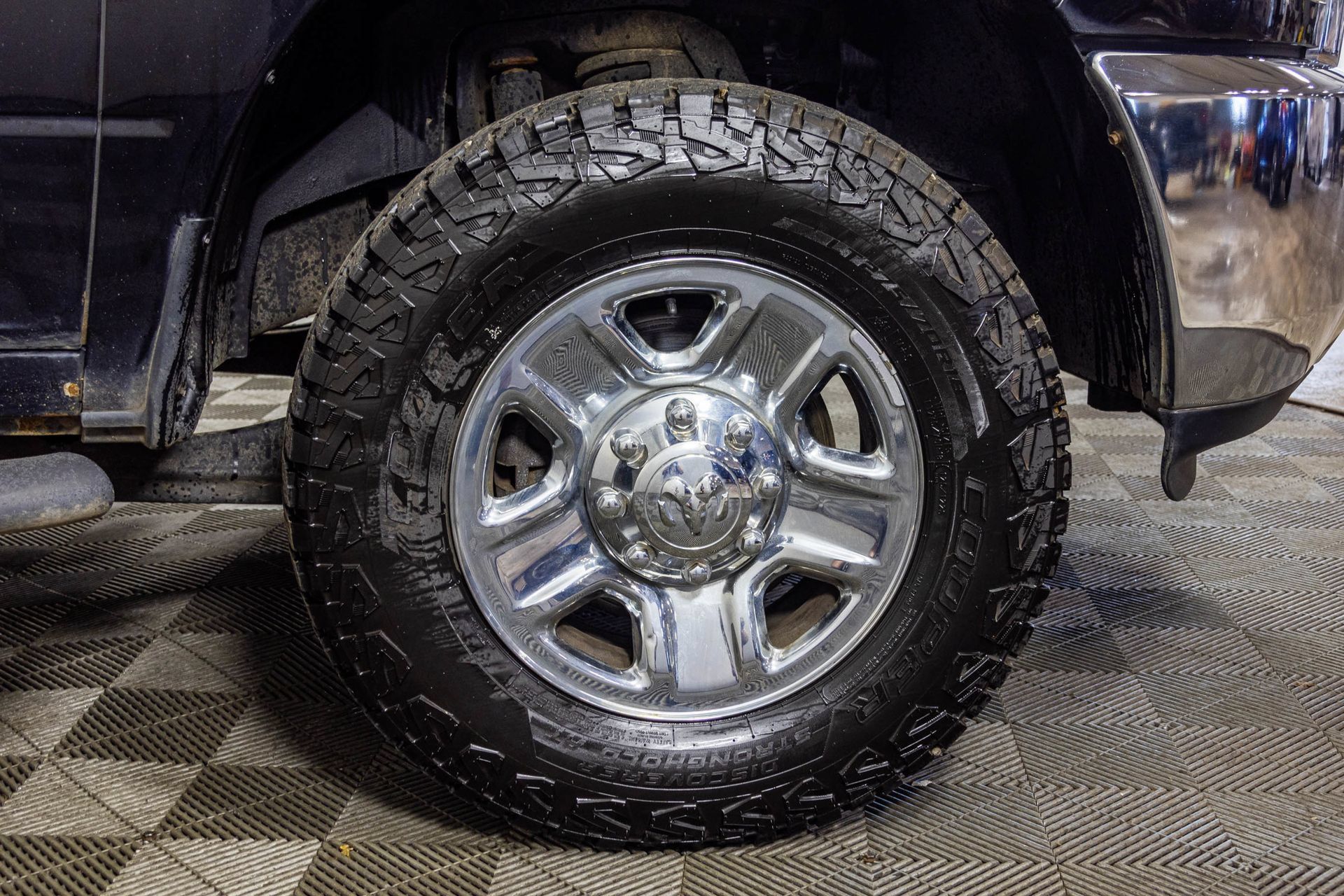 Used 2014 RAM 2500 Tradesman w/ Chrome Appearance Group AWD/4WD image 45