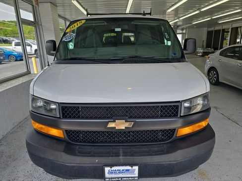 Used 2018 Chevrolet Express 2500 LS w/ Driver Convenience Package RWD image 11