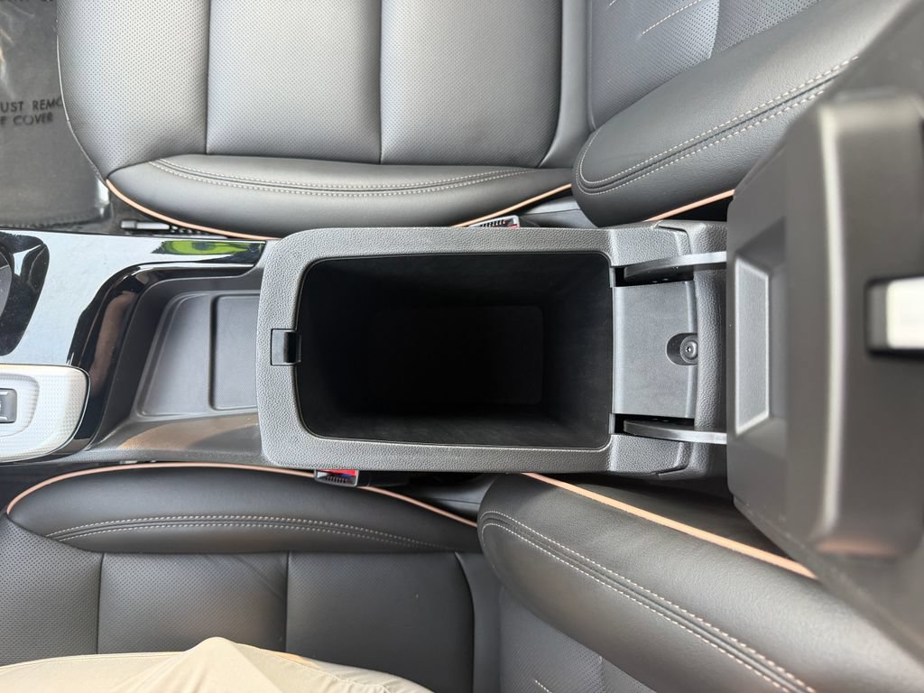 Used 2025 Buick Envista Avenir FWD image 30