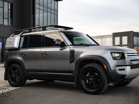 Used 2022 Land Rover Defender 110 SE image 6