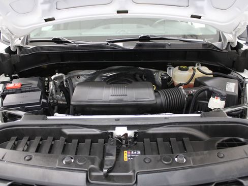 Used 2021 Chevrolet Silverado 1500 W/T w/ WT Value Package AWD/4WD image 11