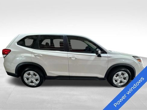 Used 2020 Subaru Forester AWD/4WD image 4