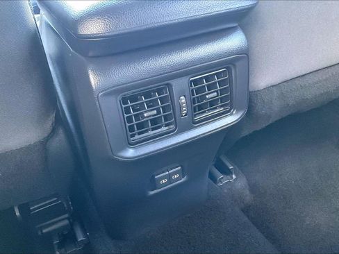 Used 2024 Toyota RAV4 XLE image 32