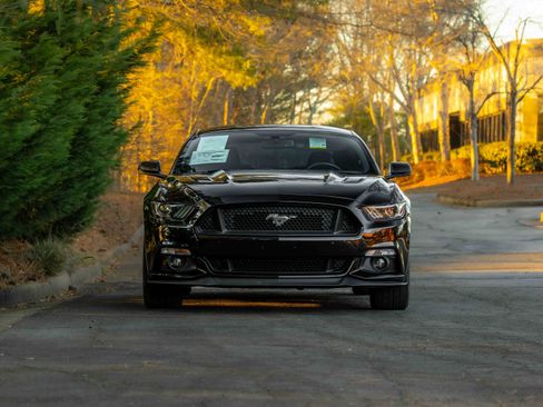 Used 2017 Ford Mustang GT Premium w/ GT Performance Package image 33