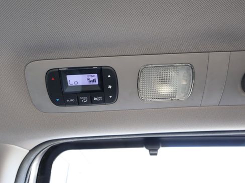 Used 2016 Honda Odyssey EX-L image 44